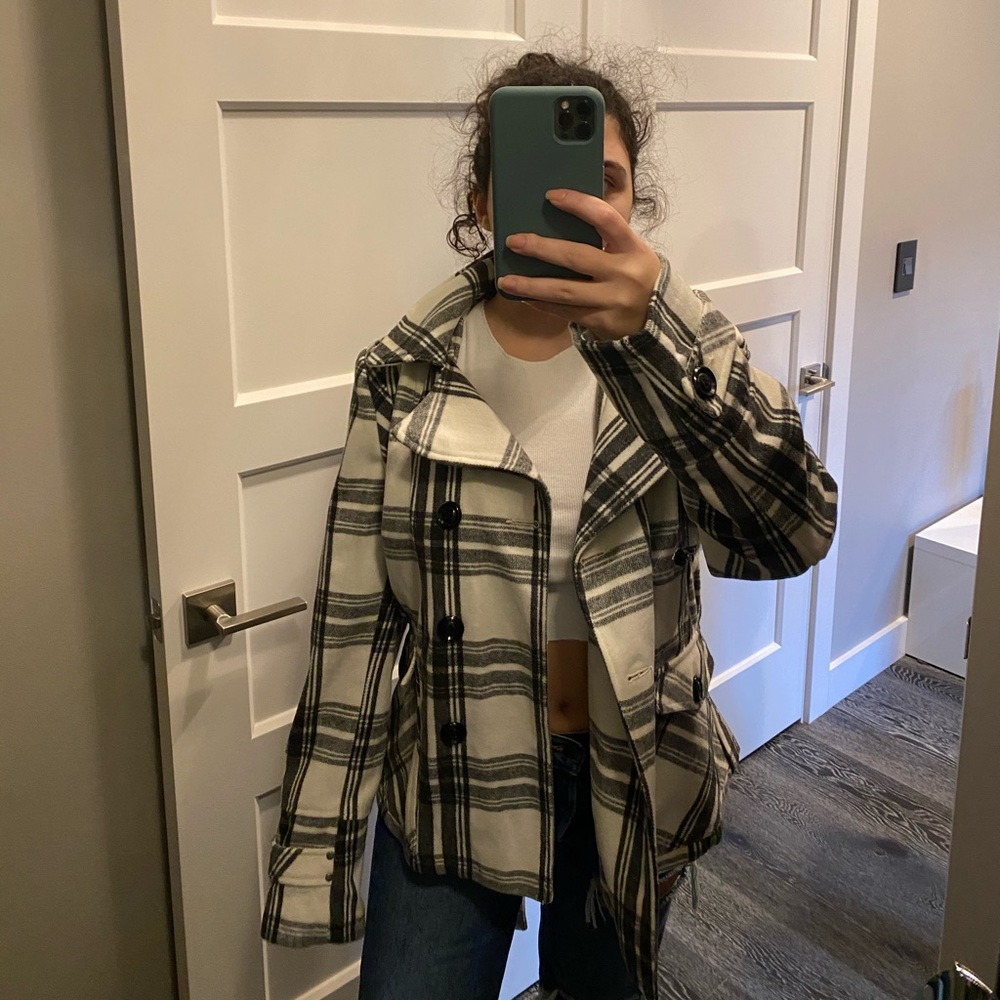 Maralyn & Me Black and White striped coat